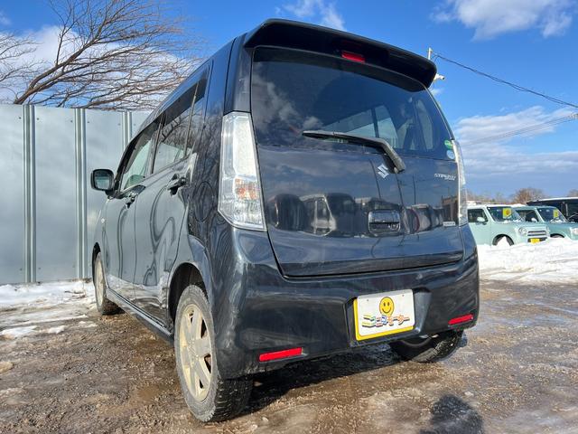 ワゴンＲスティングレー Ｘ　４ＷＤ　社外ナビ＆ＴＶ　スタッドレス装着済　ＥＴＣ　ドラレコ　スマートキー　プッシュスタート　ＨＩＤ　シートヒーター　Ｂｌｕｅｔｏｏｔｈ　冬タイヤ付　修復歴なし（14枚目）