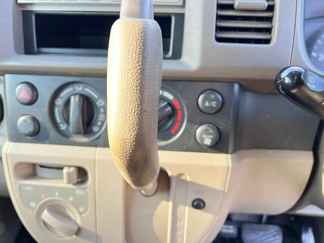 エブリイ ジョイン　４ＷＤ　ハイルーフ　軽バン　走行６万キロ　スタッドレス装着済　オートマ　キーレスキー　ＣＤ　ラジオ　軽ワゴン　冬タイヤ付　パワーウィンドウ　修復歴なし（15枚目）