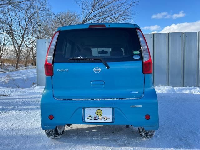 デイズ S 4WD 車検R8年12月13日 走行4万キロ スタッドレス装着済 キーレスキー シートヒーター アイドリングストップ 純正オーディオ 電格ミラー 冬タイヤ付 修復歴なし(12枚目)