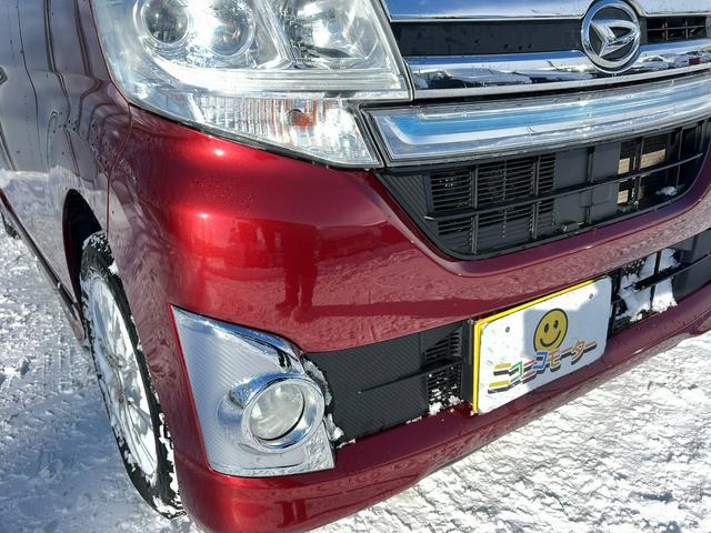 タント カスタムＲＳ　４ＷＤ　車検Ｒ９年３月１９日　ターボ　スタッドレス装着済　両側パワースライドドア　スマートキー　プッシュスタート　社外ディスプレイオーディオ　ブリヂストン　冬タイヤ　社外ＡＷ　エコアイドル　修復歴なし（8枚目）