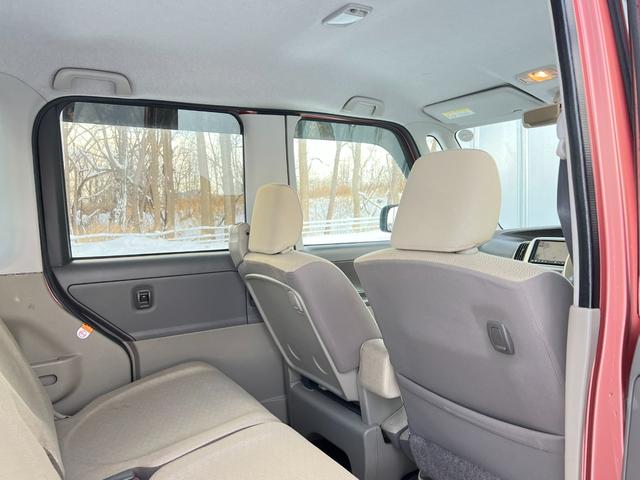 タント Ｘ　４ＷＤ　社外ナビ＆ＴＶ　スタッドレス装着済　スマートキー　キーフリー　スライドドア　冬タイヤ付　修復歴なし（20枚目）