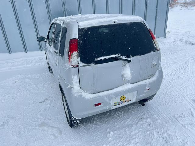 Ｋｅｉ Ｂターボ　４ＷＤ　ターボ　社外ナビ＆ＴＶ　スタッドレス装着済　交換不要タイミングチェーン　シートヒーター　ブリヂストン　冬タイヤ　社外ＡＷ　オートマ（8枚目）