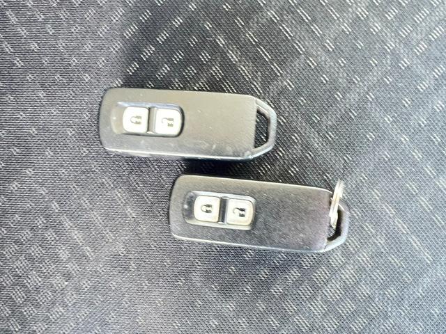 Ｎ－ＷＧＮカスタム Ｇ　４ＷＤ　車検Ｒ９年２月１８日　スタッドレス装着済　スマートキー　プッシュスタート　純正オーディオ　社外ＡＷ　冬タイヤ付　ＡＢＳ　横滑り防止　修復歴なし（11枚目）