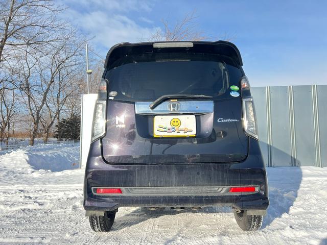 Ｎ－ＷＧＮカスタム Ｇ　４ＷＤ　車検Ｒ９年２月１８日　スタッドレス装着済　スマートキー　プッシュスタート　純正オーディオ　社外ＡＷ　冬タイヤ付　ＡＢＳ　横滑り防止　修復歴なし（28枚目）