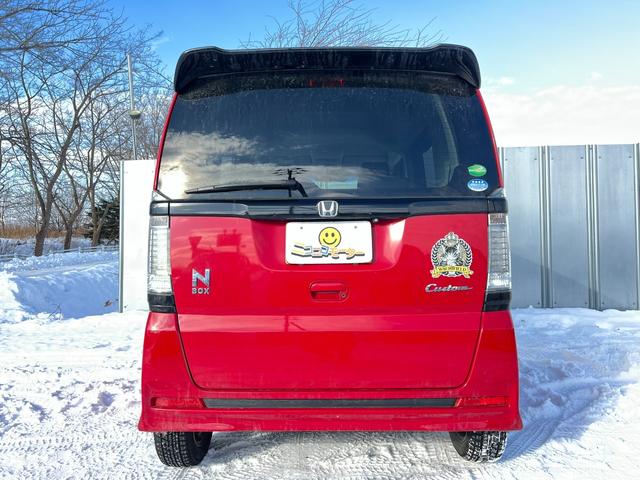 N-BOXカスタム G・Lパッケージ 4WD ナビ TV Bカメ 1オーナー スタッドレス装着 パワースライドドア スマートキー プッシュスタート エンスタ Bluetooth 冬タイヤ付 社外AW シートヒーター 横滑り防止 修復歴なし(9枚目)