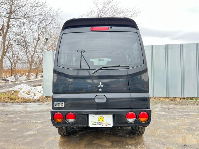 タウンボックス ＲＸ　４ＷＤ　ターボ　軽バン　スタッドレス装着済　オートマ　キーレス　エンスタフォグ　レーダー　両側スライドドア　社外オーディオ　純正ＡＷ　冬タイヤ　軽ワゴン　修復歴なし（30枚目）