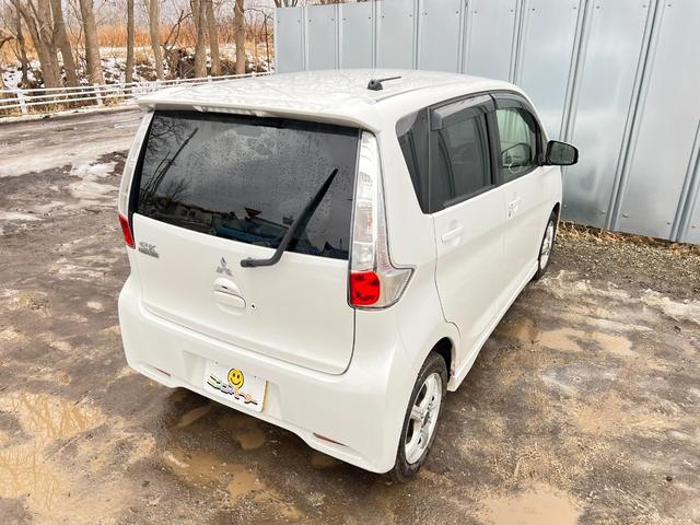 ｅＫカスタム Ｇ　４ＷＤ　車検Ｒ９年５月２７日　社外ナビ＆ＴＶ　Ｂカメ　スタッドレス装着済　Ｂｌｕｅｔｏｏｔｈ　エンスタ　シートヒーター　アイドリングストップ　社外ＡＷ　ブリヂストン　冬タイヤ　ドラレコ（17枚目）