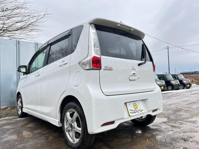 ｅＫカスタム Ｇ　４ＷＤ　車検Ｒ９年５月２７日　社外ナビ＆ＴＶ　Ｂカメ　スタッドレス装着済　Ｂｌｕｅｔｏｏｔｈ　エンスタ　シートヒーター　アイドリングストップ　社外ＡＷ　ブリヂストン　冬タイヤ　ドラレコ（21枚目）