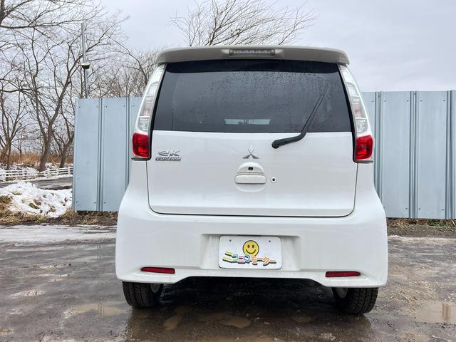 ｅＫカスタム Ｇ　４ＷＤ　車検Ｒ９年５月２７日　社外ナビ＆ＴＶ　Ｂカメ　スタッドレス装着済　Ｂｌｕｅｔｏｏｔｈ　エンスタ　シートヒーター　アイドリングストップ　社外ＡＷ　ブリヂストン　冬タイヤ　ドラレコ（24枚目）