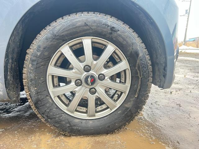 ムーヴコンテ Ｘ　リミテッド　４ＷＤ　車検Ｒ９年７月１８日　スタッドレス装着済　キーフリー　パワーシート　社外ＡＷ　ブリヂストン　冬タイヤ　　純正オーディオ　ミラーウィンカー　フォグ　交換不要タイミングチェーン（17枚目）