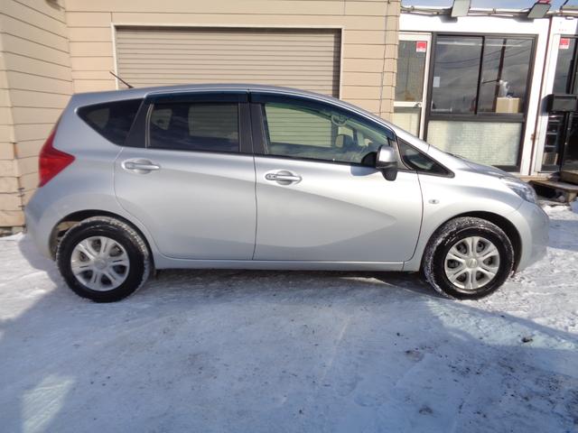 ノート Ｘ　ＦＯＵＲ　ナビＴＶ　Ｂカメラ　夏冬タイヤ（4枚目）