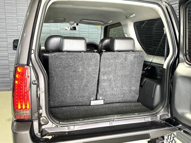ジムニー クロスアドベンチャーＸＣ　８型・ＡＴ・本州仕入・新品オリジンＡＷ１６インチ・新品ＹＯＫＯＨＡＭＡジオランダーＭ／Ｔ・２．５インチリフトアップ・Ｓ．Ｓ．ＦＡＣＴＯＲＹショートバンパー・ＬＥＤテール・ナンバー移設キット・ＥＴＣ（52枚目）