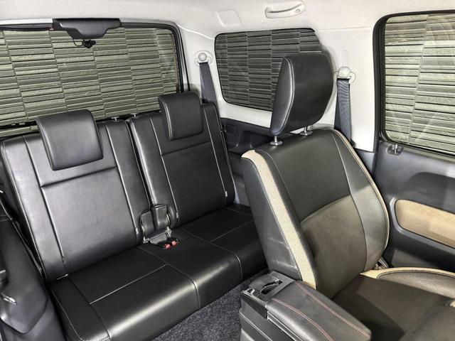 ジムニー ランドベンチャー　１０型　５ＭＴ　本州仕入　ルーフキャリア　牽引フック　ディスプレイオーディオ　マフラーロッソモデロ　シートヒーター　前席パワーウインドウ　助手席エアバック　運転席エアバッグ　４ＷＤ車　キーレス付（69枚目）