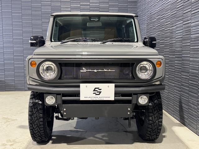 ジムニー ＸＣ　登録済未使用車　新品クラッツィオヴィンテージシートカバー　新品パイプＦ／Ｒバンパー　新品小型テールランプ　新品ナンバー移設キット　新品ホイールアピオワイルドボアＳＲ　新品タイヤトーヨーＲ／Ｔ（9枚目）