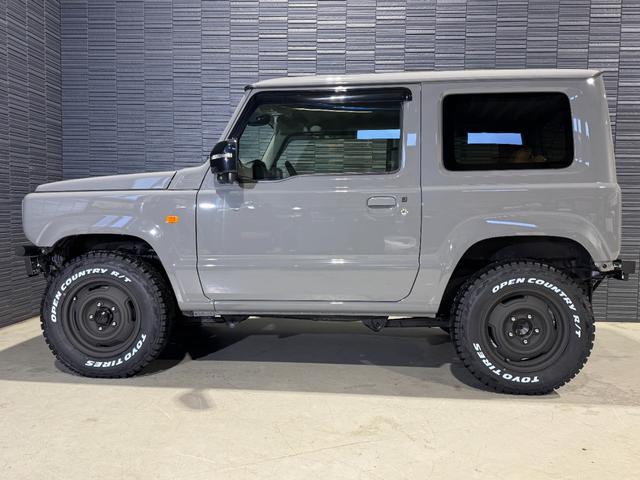 ジムニー ＸＣ　登録済未使用車　新品クラッツィオヴィンテージシートカバー　新品パイプＦ／Ｒバンパー　新品小型テールランプ　新品ナンバー移設キット　新品ホイールアピオワイルドボアＳＲ　新品タイヤトーヨーＲ／Ｔ（29枚目）