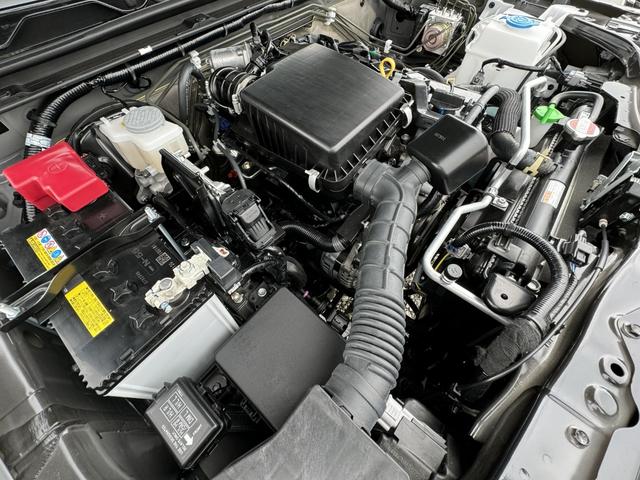 ジムニー ＸＣ　登録済未使用車　新品クラッツィオヴィンテージシートカバー　新品パイプＦ／Ｒバンパー　新品小型テールランプ　新品ナンバー移設キット　新品ホイールアピオワイルドボアＳＲ　新品タイヤトーヨーＲ／Ｔ（37枚目）