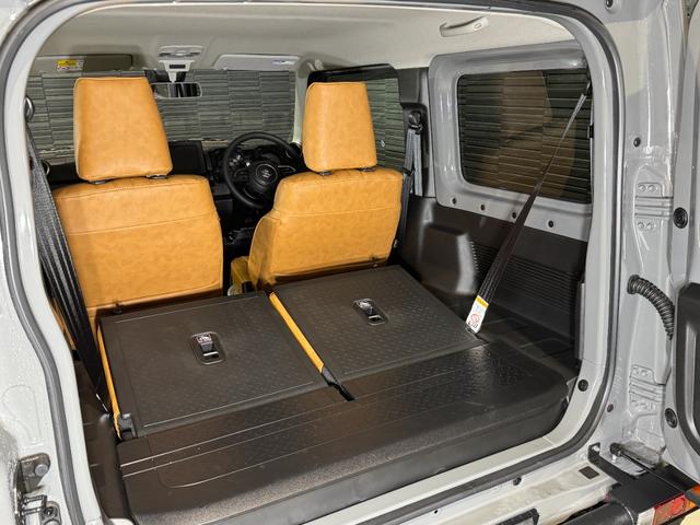 ジムニー ＸＣ　登録済未使用車　新品クラッツィオヴィンテージシートカバー　新品パイプＦ／Ｒバンパー　新品小型テールランプ　新品ナンバー移設キット　新品ホイールアピオワイルドボアＳＲ　新品タイヤトーヨーＲ／Ｔ（65枚目）