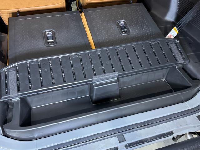 ジムニー ＸＣ　登録済未使用車　新品クラッツィオヴィンテージシートカバー　新品パイプＦ／Ｒバンパー　新品小型テールランプ　新品ナンバー移設キット　新品ホイールアピオワイルドボアＳＲ　新品タイヤトーヨーＲ／Ｔ（66枚目）