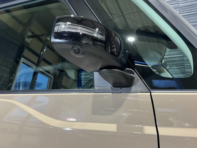 デリカミニ Ｔ　プレミアム　ブラックエンブレムセット　トーヨーＲ／Ｔタイヤ　ルーフレール　寒冷地プラスパッケージ（ＬＥＤリアフォグランプ・フロントワイパーデアイサー・スタートアップヒーター）　２トーンカラー　サンプルカー（12枚目）