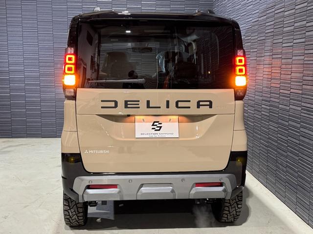 デリカミニ Ｔ　プレミアム　ブラックエンブレムセット　トーヨーＲ／Ｔタイヤ　ルーフレール　寒冷地プラスパッケージ（ＬＥＤリアフォグランプ・フロントワイパーデアイサー・スタートアップヒーター）　２トーンカラー　サンプルカー（72枚目）