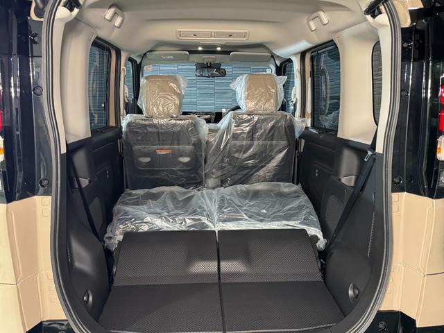 デリカミニ Ｔ　プレミアム　ブラックエンブレムセット　トーヨーＲ／Ｔタイヤ　ルーフレール　寒冷地プラスパッケージ（ＬＥＤリアフォグランプ・フロントワイパーデアイサー・スタートアップヒーター）　２トーンカラー　サンプルカー（77枚目）