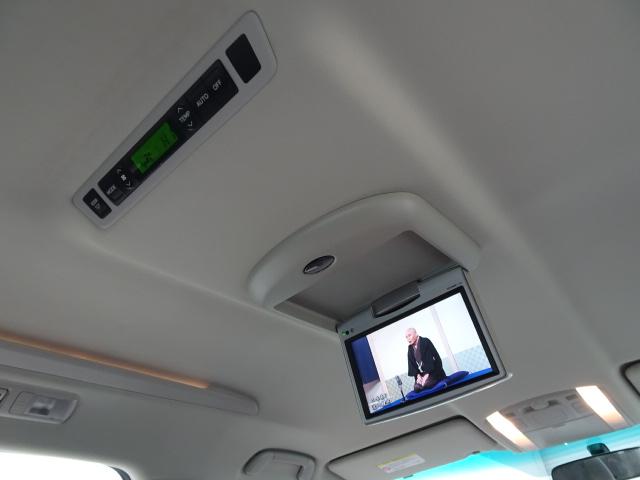240S 後期型 4WD フリップダウンモニター フルセグナビTV ETC 8人乗り プッシュスタート バックカメラ 社外アルミ 冬タイヤ ABS(11枚目)