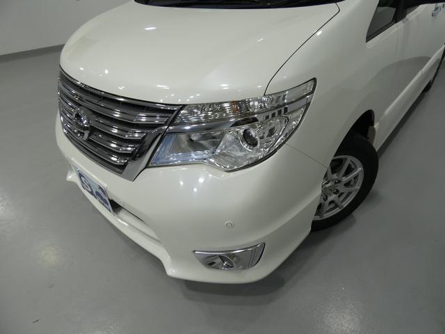 セレナ ハイウェイスター　アドバンスドセーフティパッケージ　寒冷地仕様　アラウンドビューモニター　４ＷＤ　両側パワースライドドア　フルセグナビ　レーンアシスト　レーダーブレーキアシスト　レーダークルーズコントロール　プッシュスタート　車検令和９年１０月（3枚目）
