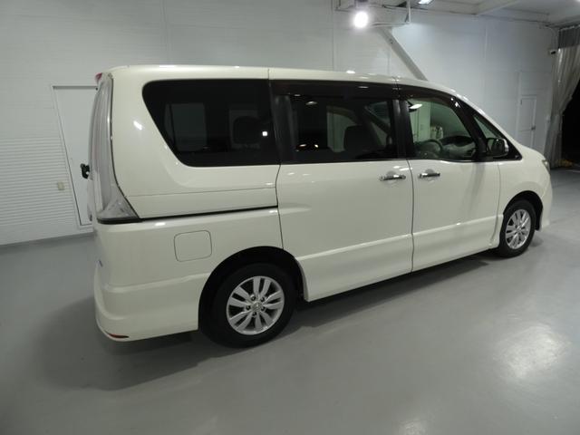 セレナ ハイウェイスター Vセレクション 4WD寒冷地仕様 両側パワースライドドア ナビTV バックカメラ 車検令和9年7月 クルーズコントロール 8人 フルフラットシート フリップダウンモニター エンジンスターター(5枚目)