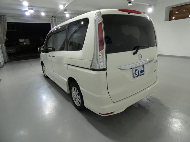 セレナ ハイウェイスター Vセレクション 4WD寒冷地仕様 両側パワースライドドア ナビTV バックカメラ 車検令和9年7月 クルーズコントロール 8人 フルフラットシート フリップダウンモニター エンジンスターター(11枚目)