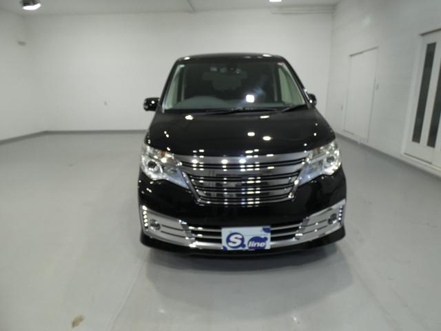 セレナ ライダー　アドバンスドセーフティパッケージ　アラウンドビューモニター　寒冷地仕様　４ＷＤ　両側パワースライドドア　フリップダウンモニター　フルセグナビ　バックカメラ　エンジンスターター　ドライブレコーダー　クルーズコントロール車検令和９年１２月（2枚目）