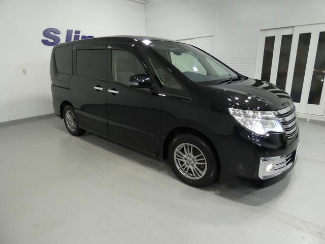 セレナ ライダー　アドバンスドセーフティパッケージ　アラウンドビューモニター　寒冷地仕様　４ＷＤ　両側パワースライドドア　フリップダウンモニター　フルセグナビ　バックカメラ　エンジンスターター　ドライブレコーダー　クルーズコントロール車検令和９年１２月（6枚目）