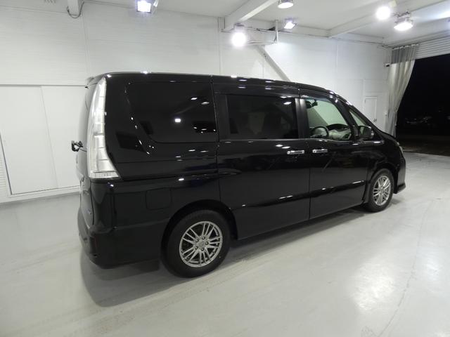 セレナ ライダー　アドバンスドセーフティパッケージ　アラウンドビューモニター　寒冷地仕様　４ＷＤ　両側パワースライドドア　フリップダウンモニター　フルセグナビ　バックカメラ　エンジンスターター　ドライブレコーダー　クルーズコントロール車検令和９年１２月（13枚目）