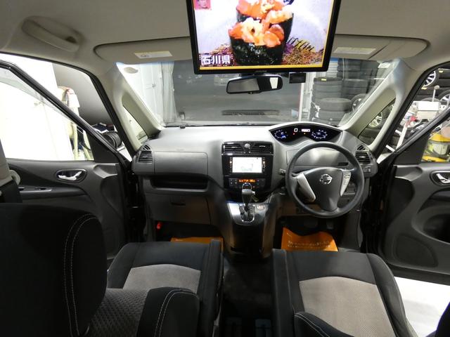 セレナ ライダー　アドバンスドセーフティパッケージ　アラウンドビューモニター　寒冷地仕様　４ＷＤ　両側パワースライドドア　フリップダウンモニター　フルセグナビ　バックカメラ　エンジンスターター　ドライブレコーダー　クルーズコントロール車検令和９年１２月（15枚目）