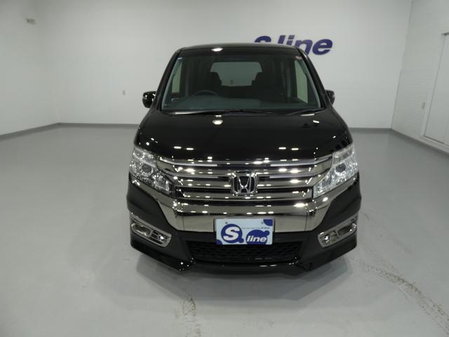 ステップワゴンスパーダ Ｚ　クールスピリット　４ＷＤ　寒冷地仕様　両側パワースライドドア　ハーフレザーシート　クルーズコントロール　エンジンスターター　スマートキー　社外ＡＷ　フリップダウンモニター　アクティブコーナリングライト　キャプテンシート（2枚目）