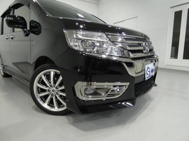 ステップワゴンスパーダ Ｚ　クールスピリット　４ＷＤ　寒冷地仕様　両側パワースライドドア　ハーフレザーシート　クルーズコントロール　エンジンスターター　スマートキー　社外ＡＷ　フリップダウンモニター　アクティブコーナリングライト　キャプテンシート（6枚目）
