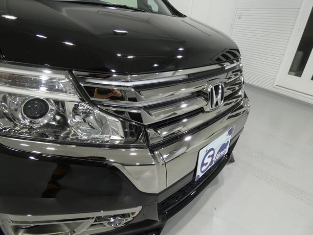 ステップワゴンスパーダ Ｚ　クールスピリット　４ＷＤ　寒冷地仕様　両側パワースライドドア　ハーフレザーシート　クルーズコントロール　エンジンスターター　スマートキー　社外ＡＷ　フリップダウンモニター　アクティブコーナリングライト　キャプテンシート（8枚目）