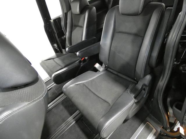 ステップワゴンスパーダ Ｚ　クールスピリット　４ＷＤ　寒冷地仕様　両側パワースライドドア　ハーフレザーシート　クルーズコントロール　エンジンスターター　スマートキー　社外ＡＷ　フリップダウンモニター　アクティブコーナリングライト　キャプテンシート（33枚目）