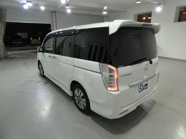 ステップワゴンスパーダ Z インターナビセレクション 寒冷地仕様 8人乗り 両側パワースライドドア フリップダウンモニター フルセグナビ バックカメラ フルフラットシート 車検令和9年12月 クルーズコントロール 4WD(41枚目)