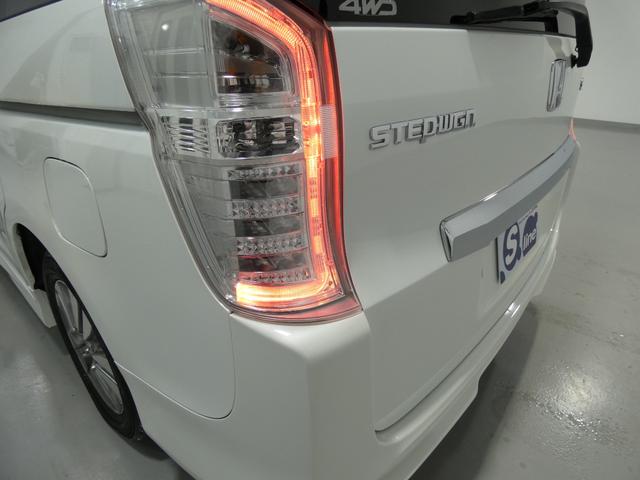 ステップワゴンスパーダ Z インターナビセレクション 寒冷地仕様 8人乗り 両側パワースライドドア フリップダウンモニター フルセグナビ バックカメラ フルフラットシート 車検令和9年12月 クルーズコントロール 4WD(46枚目)