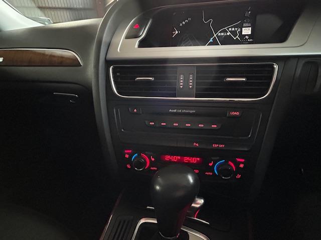 A4アバント 2.0TFSIクワトロ 修復歴なし 純正ナビ 本革シート バックカメラ ドライブレコーダー(21枚目)