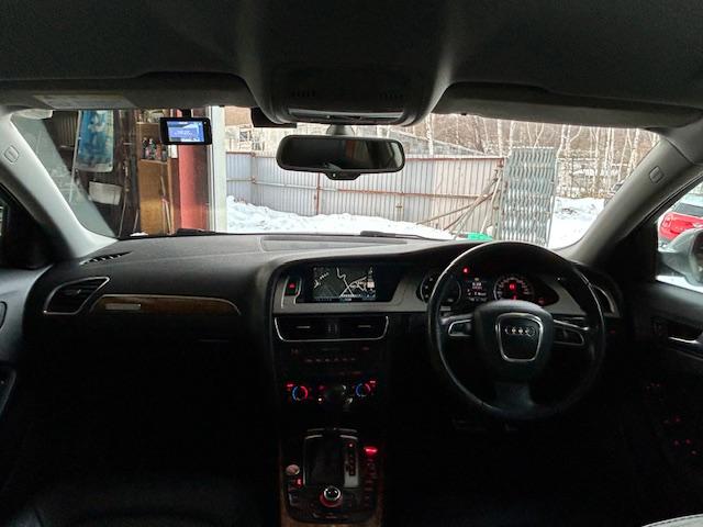 A4アバント 2.0TFSIクワトロ 修復歴なし 純正ナビ 本革シート バックカメラ ドライブレコーダー(25枚目)