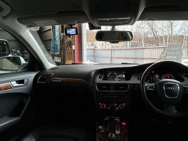 A4アバント 2.0TFSIクワトロ 修復歴なし 純正ナビ 本革シート バックカメラ ドライブレコーダー(27枚目)