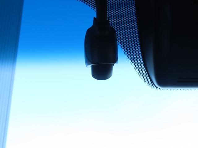 ＥＸ　サポカーＳナビドラレコ４ＷＤ　ＥＴＣ　バックカメラ　アルミホイール　フルセグ　シートヒーター　オートクルーズコントロール　ターボ　アイドリングストップ　衝突防止システム　ＬＥＤヘッドランプ(4枚目)
