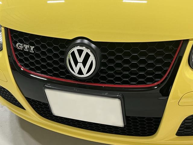 ＧＴＩ　ピレリ　限定車　ＡＰＲステージ１＋ＥＣＵ＆ＴＣＵアップグレード　ビルシュタイン車高調　ＲＥＭＵＳマフラー　ＩＥエアインテーク　本国純正ＬＥＤテール　パナソニックナビ　ＥＴＣ　ハイプレッシャーフューエルポンプ(4枚目)