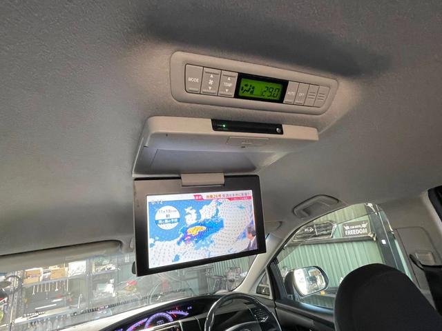 フリップダウンモニター付き☆