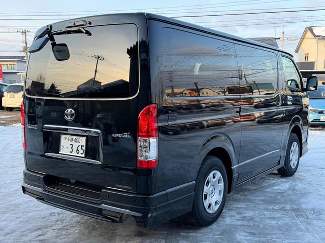 ハイエースバン ロングスーパーＧＬ　ダークプライムＳ　４ＷＤ　両側パワスラ　デジタルインナーミラー　フロアマット　ＥＴＣ　ＬＥＤヘッド　モデリスタフルエアロ　コンビハンドル　ハーフレザーシート　オートマチックハイビーム（7枚目）