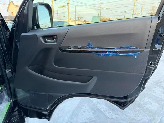 ハイエースバン ロングスーパーＧＬ　ダークプライムＳ　４ＷＤ　両側パワスラ　デジタルインナーミラー　フロアマット　ＥＴＣ　ＬＥＤヘッド　モデリスタフルエアロ　コンビハンドル　ハーフレザーシート　オートマチックハイビーム（19枚目）