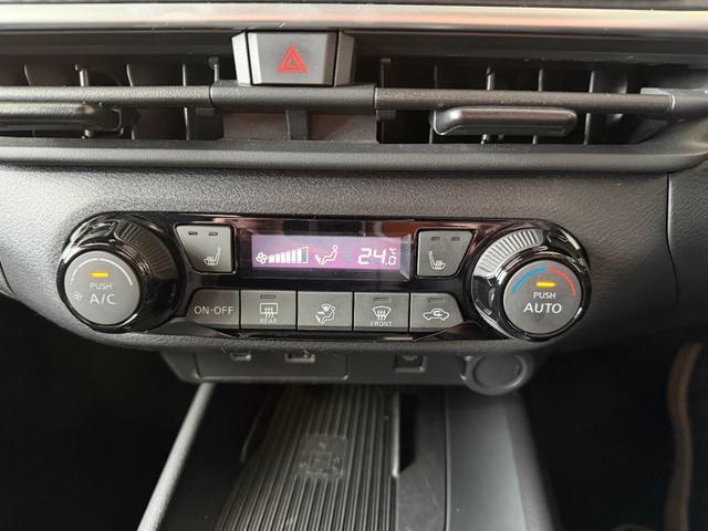 ノート Ｘ　ＦＯＵＲ　プロパイロット　全方位モニタ　衝突軽減ブレーキ　フルセグ地デジ　ステアリングヒーター　アップルカープレイ連動　ＥＴＣ　ブラインドスポットモニタ　寒冷地仕様　　デジタルミラー　置ダケ充電　踏み間違い防止（42枚目）