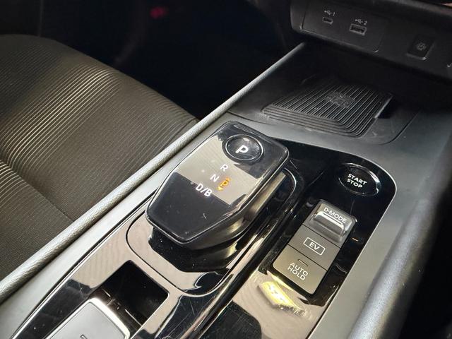 ノート Ｘ　ＦＯＵＲ　プロパイロット　全方位モニタ　衝突軽減ブレーキ　フルセグ地デジ　ステアリングヒーター　アップルカープレイ連動　ＥＴＣ　ブラインドスポットモニタ　寒冷地仕様　　デジタルミラー　置ダケ充電　踏み間違い防止（46枚目）