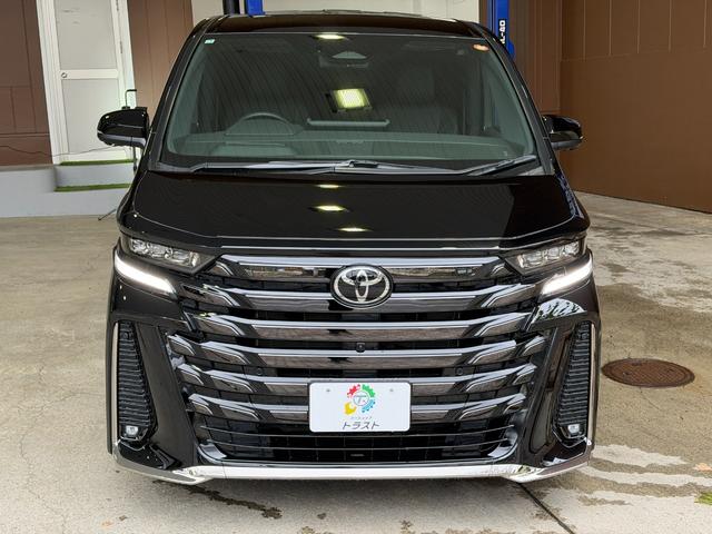 ヴェルファイアハイブリッド Z プレミア 寒冷地仕様 ムーンルーフ フリップダウンモニタ デジタルインナーミラー 電動サンシェード ヘッドアップディスプレイ パノラミックビュー全方位モニタ アドバンスドパークリモート機能付き ブラインドモニタ(12枚目)